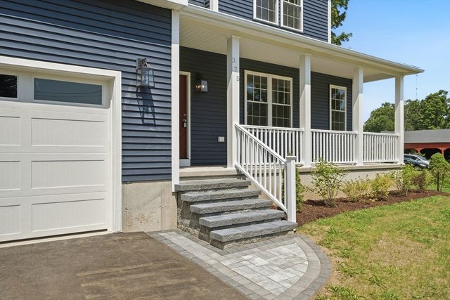 375 Fuller St, Ludlow, MA 01056