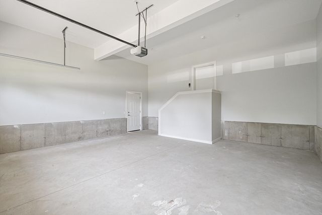 375 Fuller St, Ludlow, MA 01056