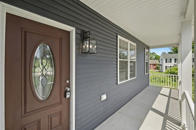 375 Fuller St, Ludlow, MA 01056