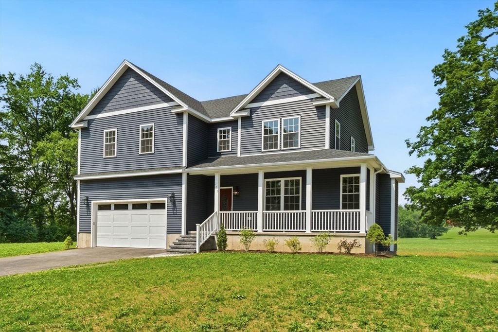 375 Fuller St, Ludlow, MA 01056