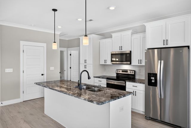 230 Blease Horton Rd, Boiling Springs, SC 29316