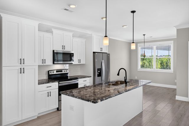 230 Blease Horton Rd, Boiling Springs, SC 29316