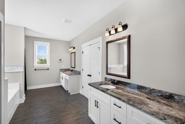 230 Blease Horton Rd, Boiling Springs, SC 29316