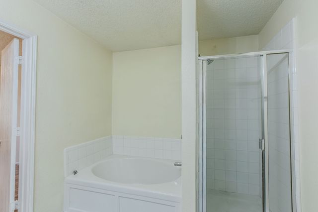 2415 Mallory Lane, Lancaster, TX 75134