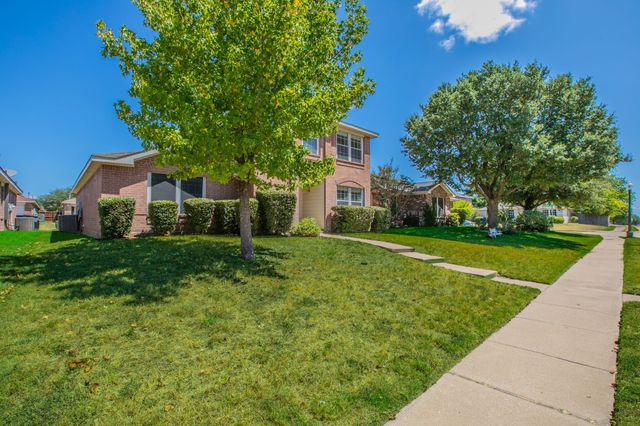 2415 Mallory Lane, Lancaster, TX 75134