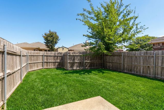 2415 Mallory Lane, Lancaster, TX 75134