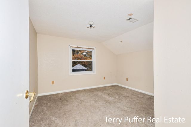 2569 Harding Avenue, Muskegon City, MI 49441