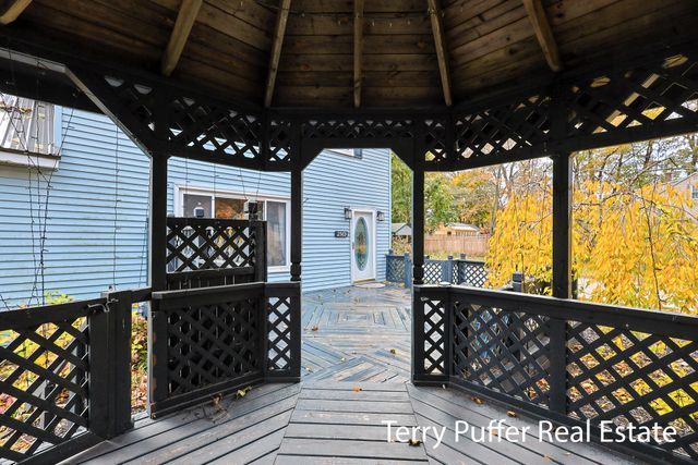 2569 Harding Avenue, Muskegon City, MI 49441