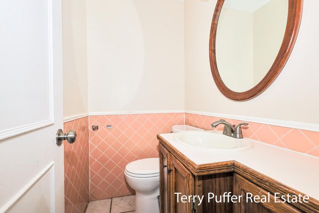 2569 Harding Avenue, Muskegon City, MI 49441