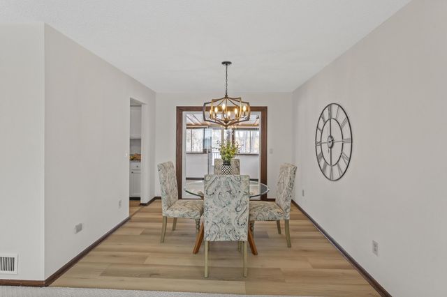 8372 Kentucky Avenue N, Brooklyn Park, MN 55445