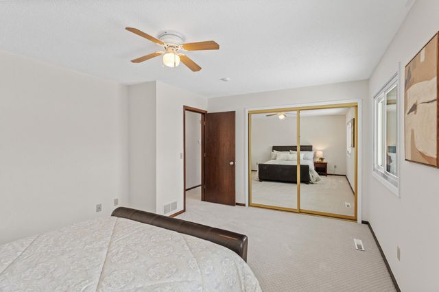 8372 Kentucky Avenue N, Brooklyn Park, MN 55445