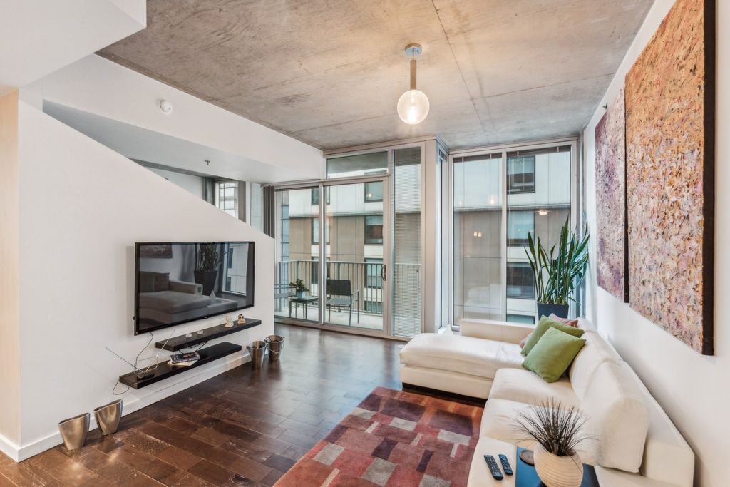 301 Demonbreun St Unit 1015, Nashville, TN 37201