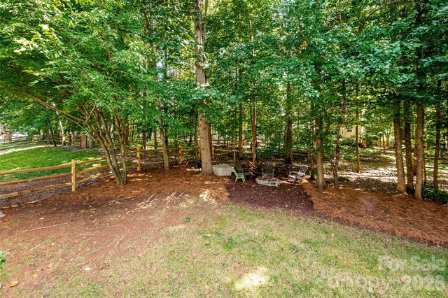 14427 Maclauren Lane, Huntersville, NC 28078