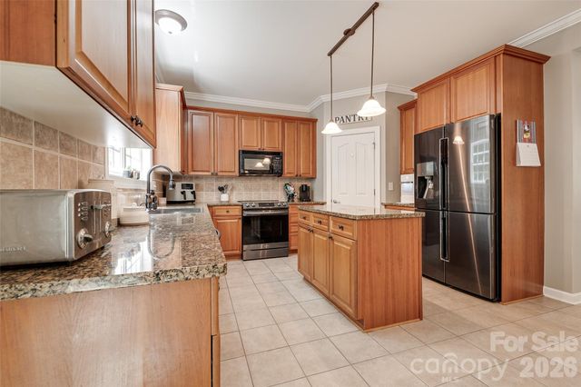 14427 Maclauren Lane, Huntersville, NC 28078