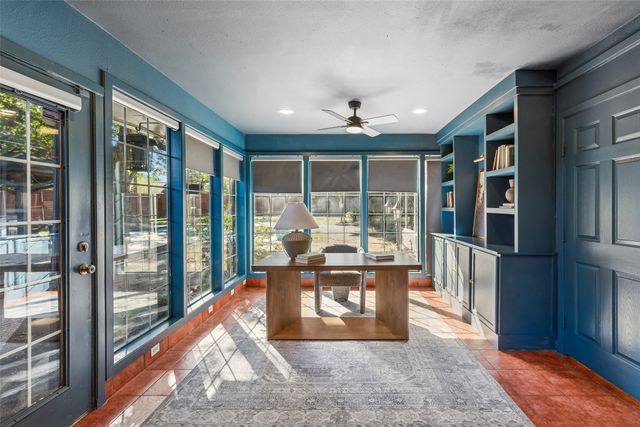 807 N Tyler Street, Dallas, TX 75208