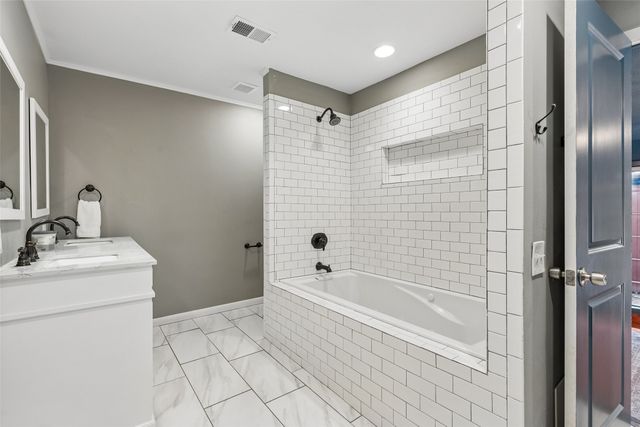807 N Tyler Street, Dallas, TX 75208