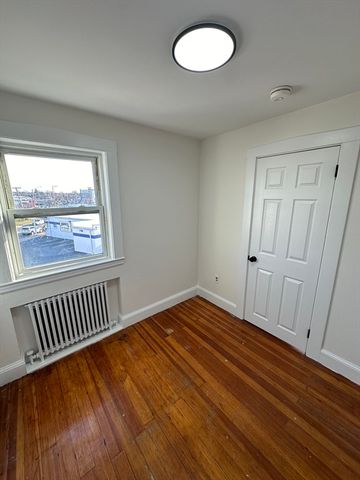 493 Lynn St 4, Malden, MA 02148
