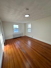 493 Lynn St 4, Malden, MA 02148