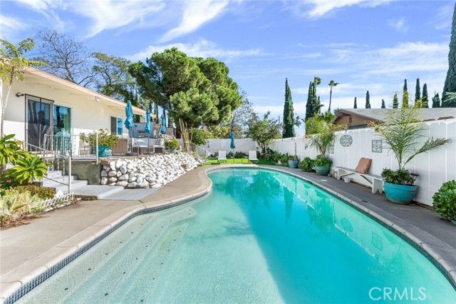 80 E Theodore, Banning, CA 92220