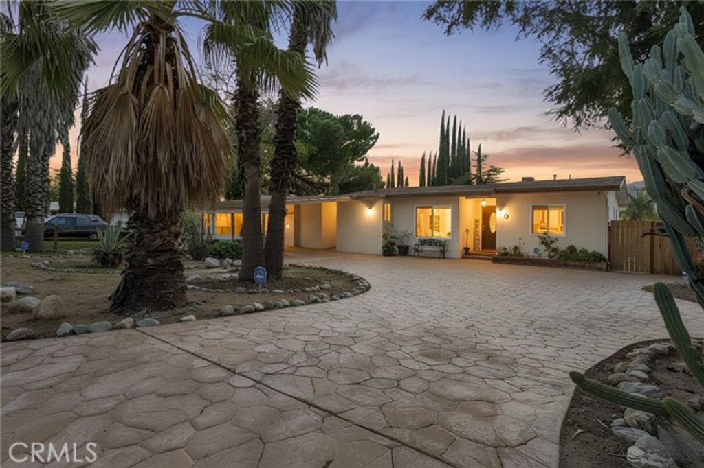 80 E Theodore, Banning, CA 92220