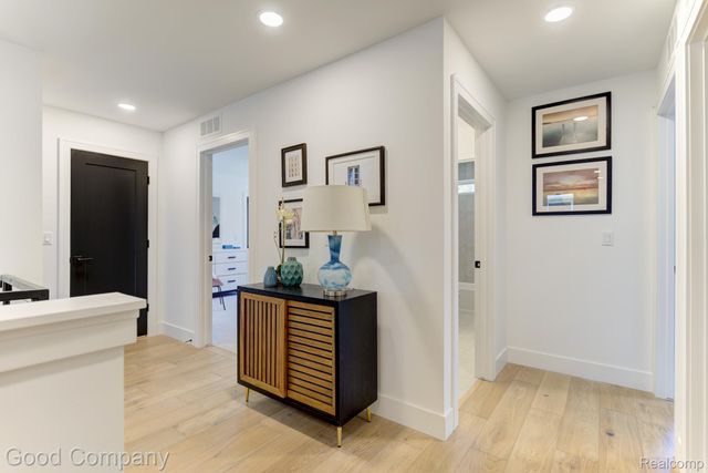 804 Irving Avenue, Royal Oak, MI 48067