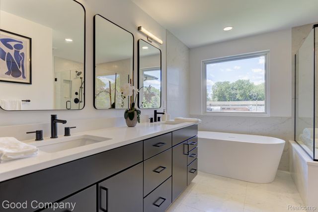 804 Irving Avenue, Royal Oak, MI 48067
