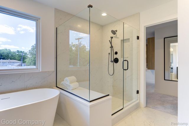804 Irving Avenue, Royal Oak, MI 48067