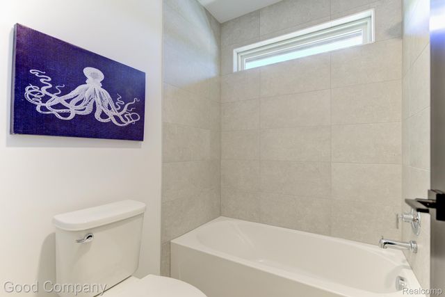 804 Irving Avenue, Royal Oak, MI 48067