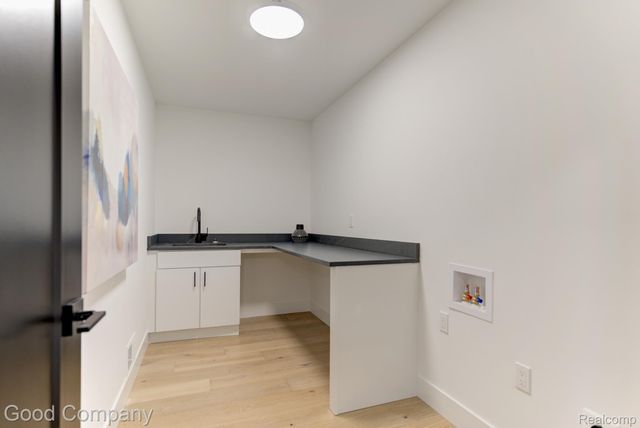 804 Irving Avenue, Royal Oak, MI 48067