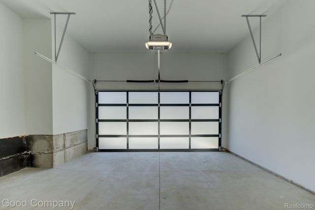 804 Irving Avenue, Royal Oak, MI 48067
