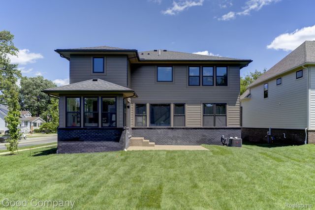 804 Irving Avenue, Royal Oak, MI 48067