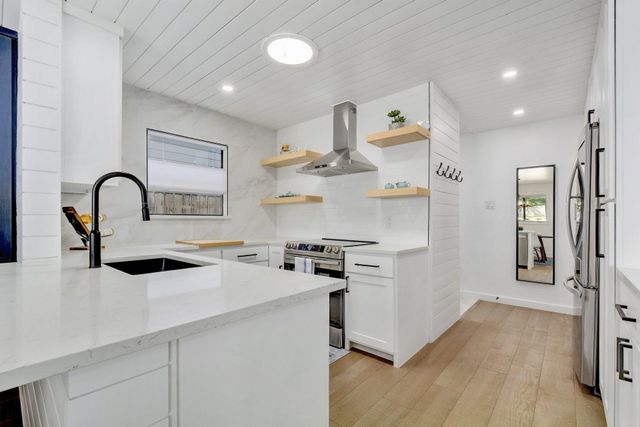 12212 Scribe DR, Austin, TX 78759