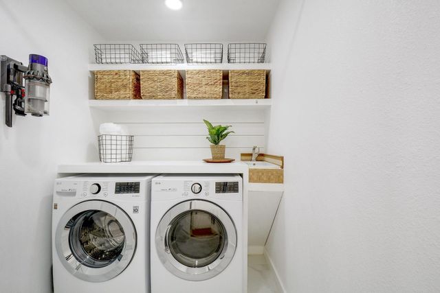 12212 Scribe DR, Austin, TX 78759