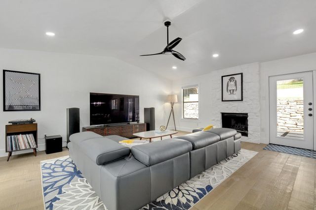 12212 Scribe DR, Austin, TX 78759