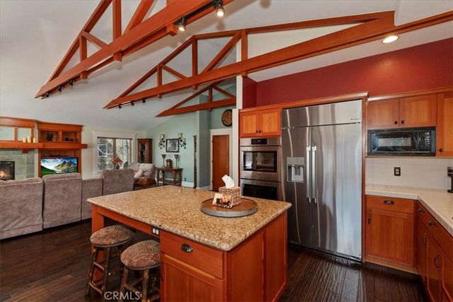 41922 Centre Court, Big Bear Lake, CA 92315