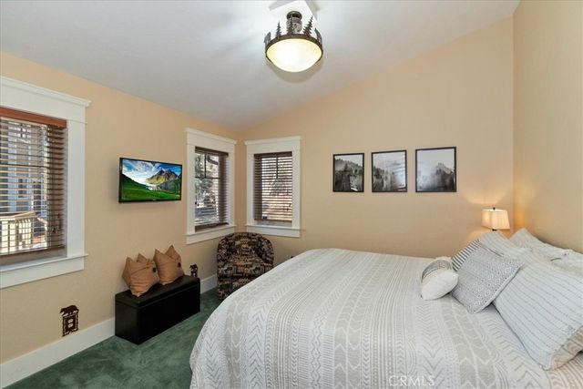 41922 Centre Court, Big Bear Lake, CA 92315