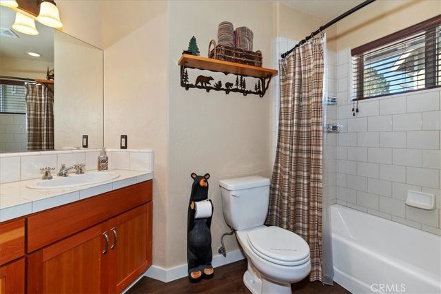 41922 Centre Court, Big Bear Lake, CA 92315