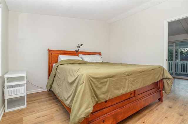 1099 GROVE AVENUE, Mount Dora, FL 32757