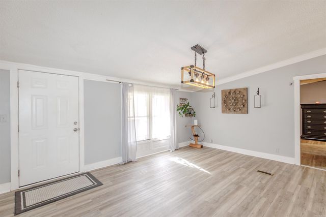 23712 Roland Cutoff Road, Roland, AR 72135