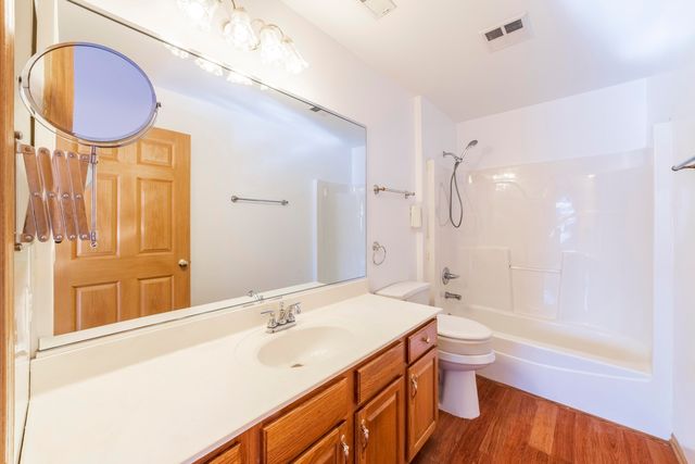 2023 W 75th 22, Merrillville, IN 46410