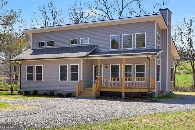 195 Rivers Edge Drive, Hayesville, NC 28904