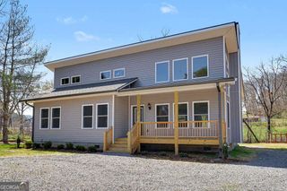 195 Rivers Edge Drive, Hayesville, NC 28904