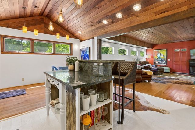 3779 W Glendora Road, New Troy, MI 49119