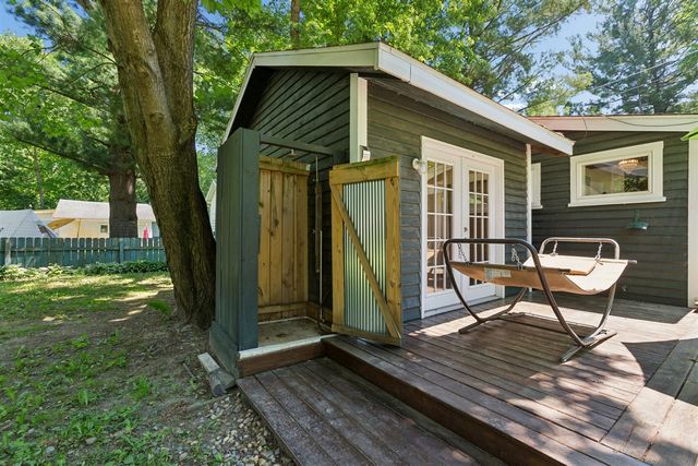3779 W Glendora Road, New Troy, MI 49119