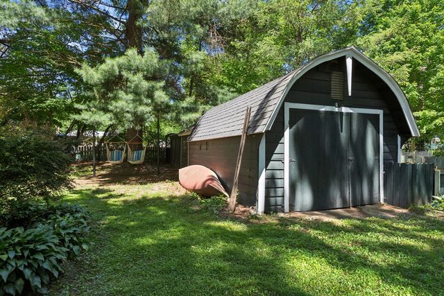 3779 W Glendora Road, New Troy, MI 49119