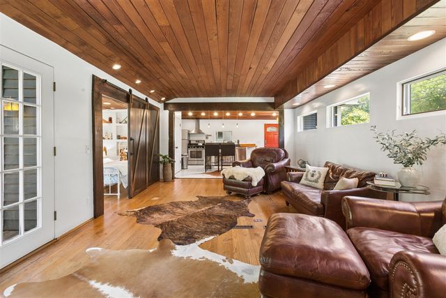 3779 W Glendora Road, New Troy, MI 49119