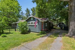 3779 W Glendora Road, New Troy, MI 49119