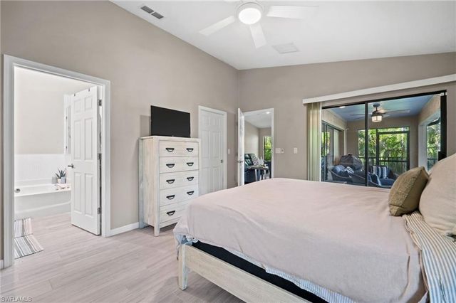 17611 Marco Island LN, Fort Myers, FL 33908