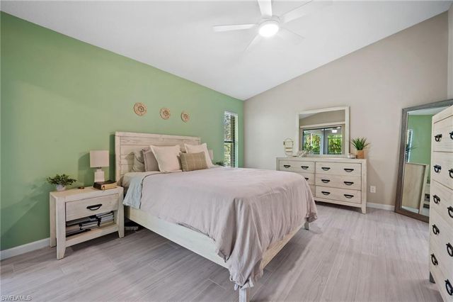 17611 Marco Island LN, Fort Myers, FL 33908