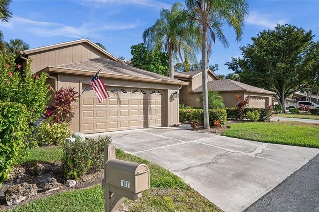 17611 Marco Island LN, Fort Myers, FL 33908